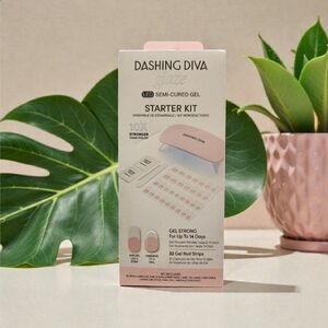 Dashing Diva Glaze LED Semi-Cured Gel Starter Kit With Nail Lamp NIB💞